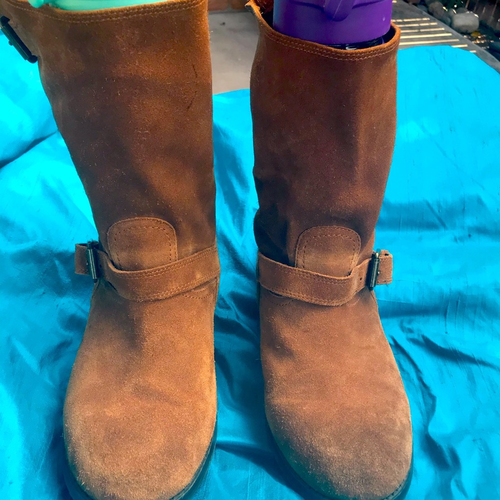REPORT BOOTS unisex. L10 soft Suede.